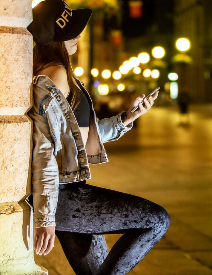 Velvet leggings, mid rise - Adriana - Image 8