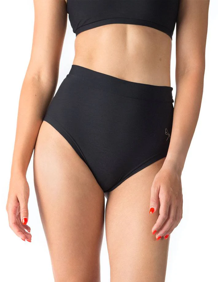 Scrunch pole shorts, high waist fit – Lola - Image 14