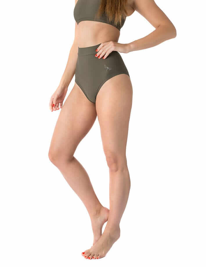 Scrunch pole shorts, high waist fit – Lola - Image 28