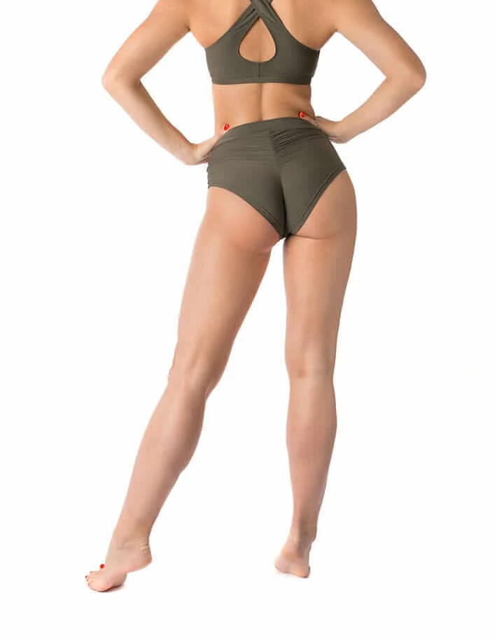 Scrunch pole shorts, high waist fit – Lola - Image 30
