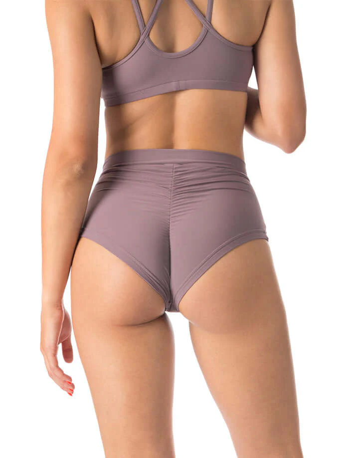 Scrunch pole shorts, high waist fit – Lola - Image 35