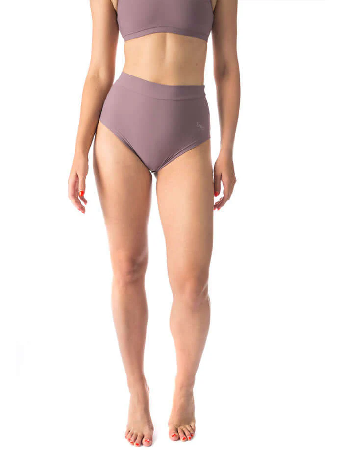 Scrunch pole shorts, high waist fit – Lola - Image 39