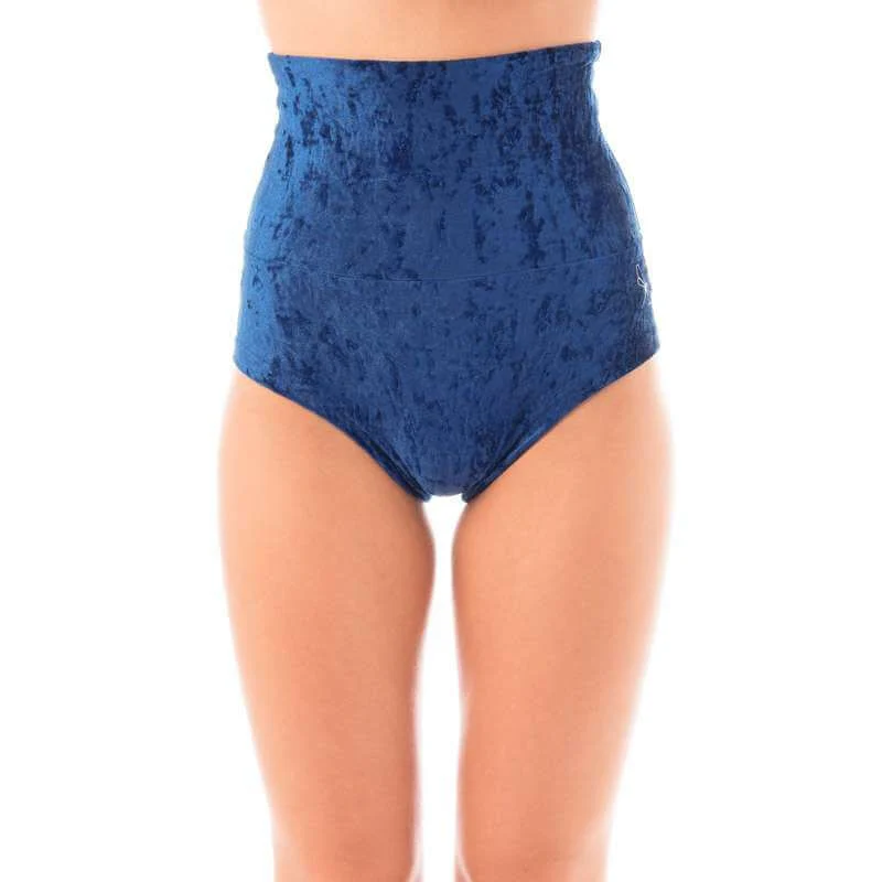 High waisted velvet pole shorts - Betty - Image 39